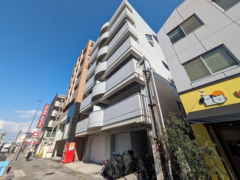 建物外観　JR・阪神の2沿線利用可