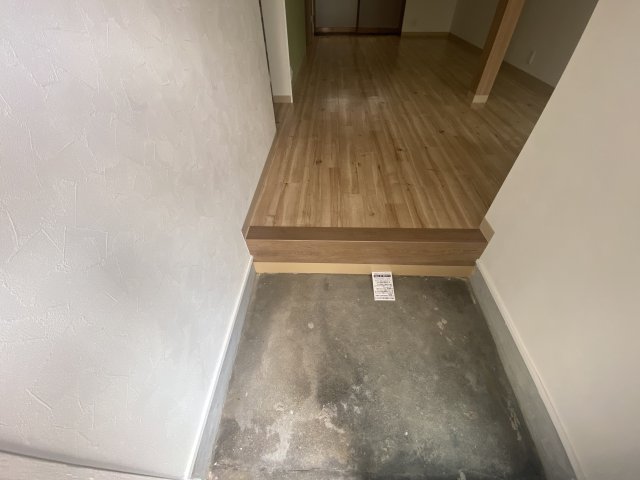 小山5丁目戸建の玄関写真