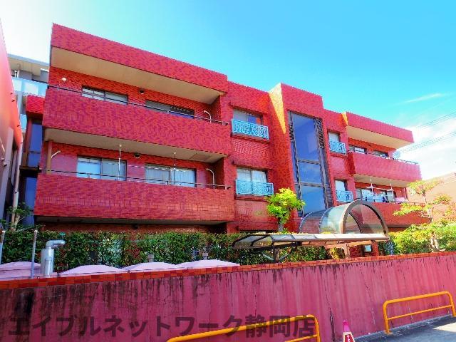 静岡市葵区音羽町のマンションの建物外観