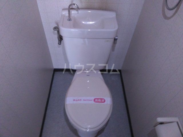 【キャビン１３６のトイレ】