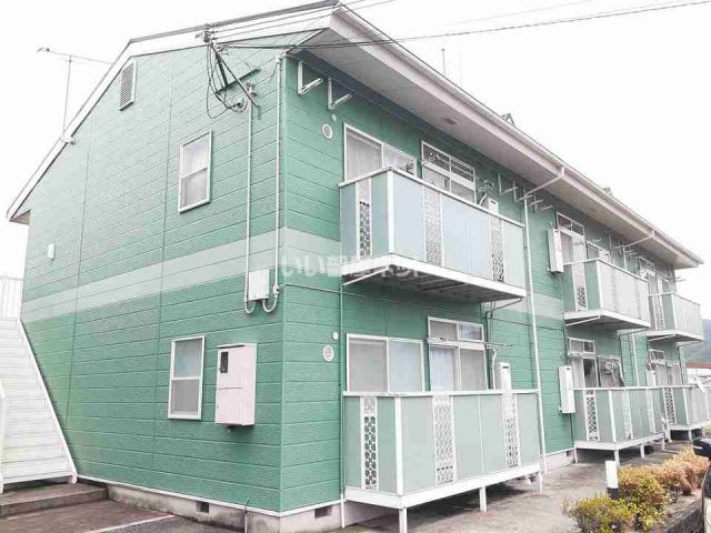 【多可郡多可町中区高岸のアパートの建物外観】