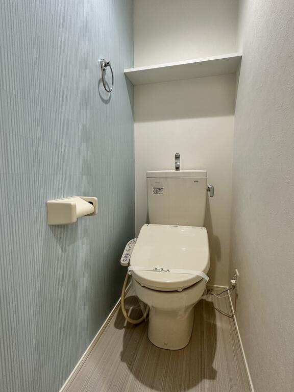 仙台市地下鉄東西線 六丁の目駅 徒歩7分 2階建 築9年のトイレ写真