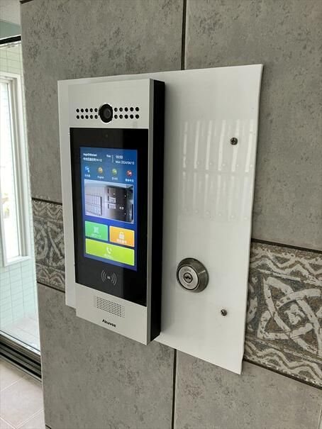 セキュリティ　顔認証付きオートロック