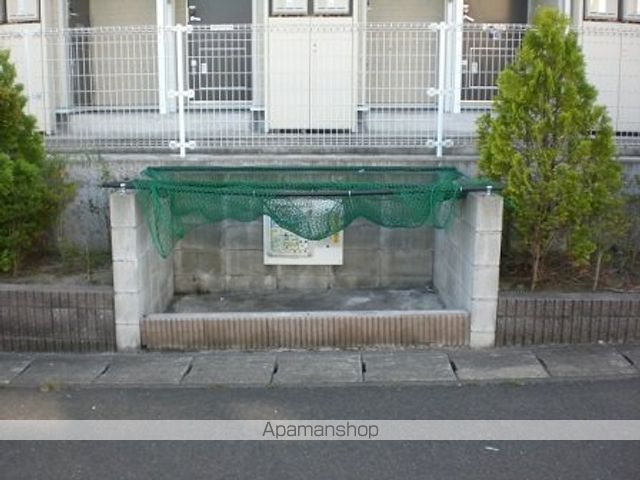 レオパレスグランドゥール富谷の外観写真