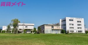 【津市一身田中野のマンションの大学・短大】