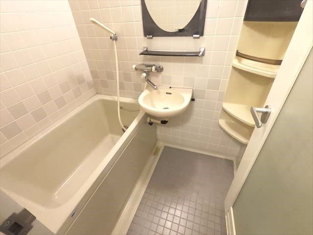 バス・シャワールーム　浴室乾燥機付