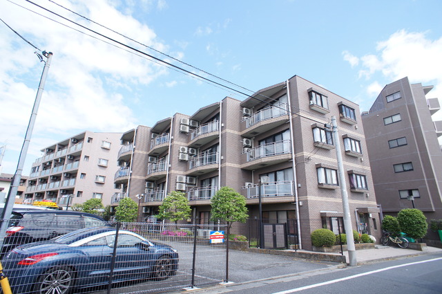 世田谷区南烏山のマンションの建物外観