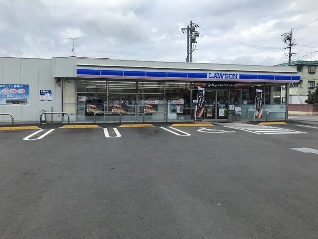 コンビニ　ロ－ソン上田芳田新町店（コンビニ）まで500m