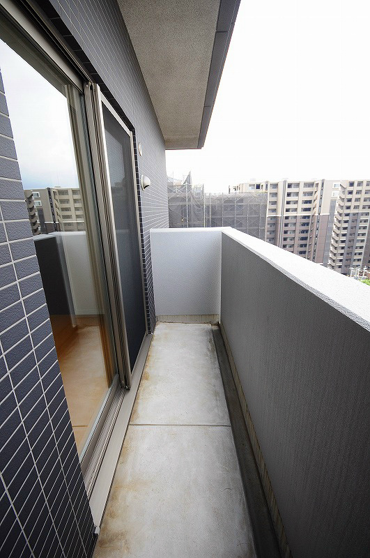 バルコニー　☆　ワイドなバルコニー！この部屋１番のおすすめポイント♪　☆