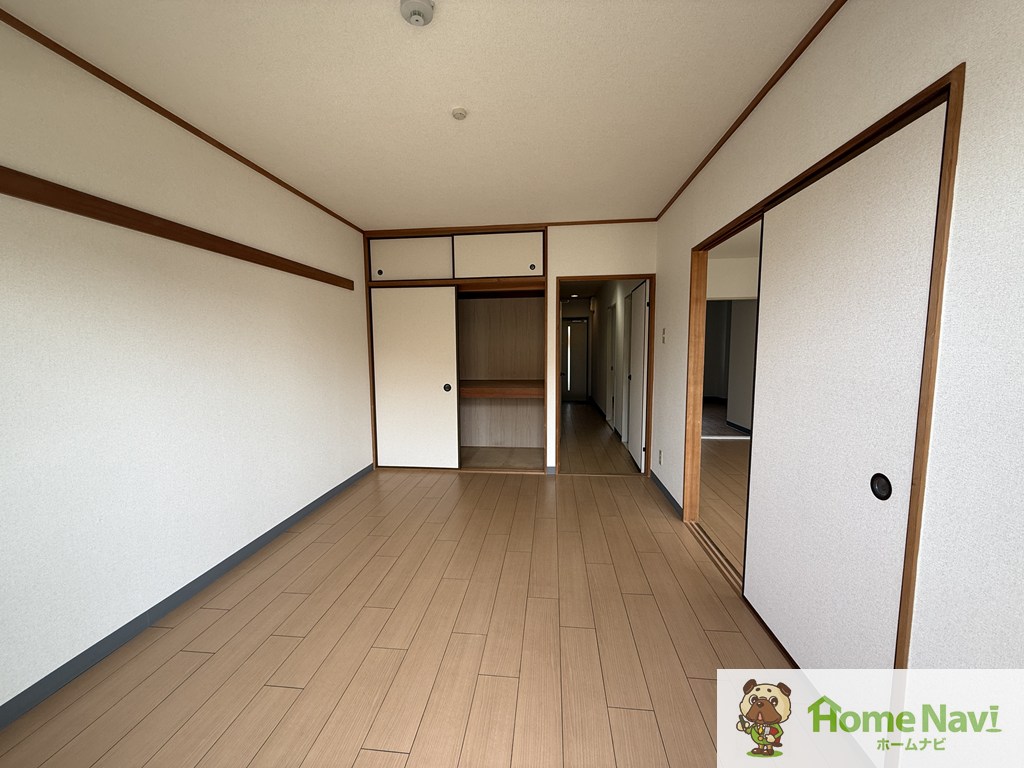 セキュリティ　大きな収納で荷物もすっきり片付きます。