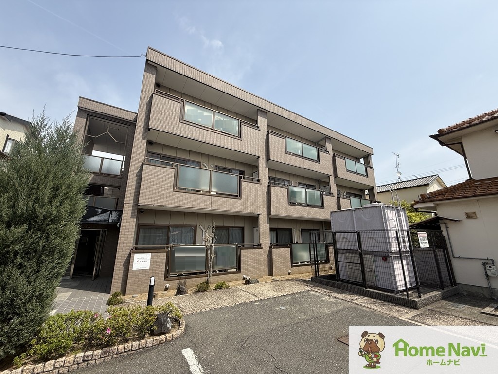 建物外観　YouTube検索、「アンソレイエ」で案内動画が視聴可能です