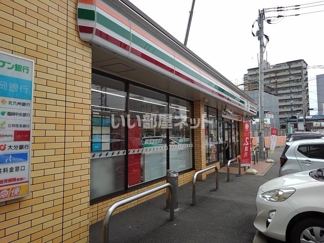 コンビニ　セブンイレブン 久留米六ツ門店（コンビニ）まで862m