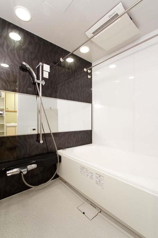 バス・シャワールーム　※別部屋の参考写真です。