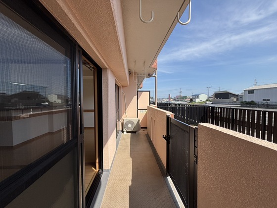 バルコニー　ベランダ