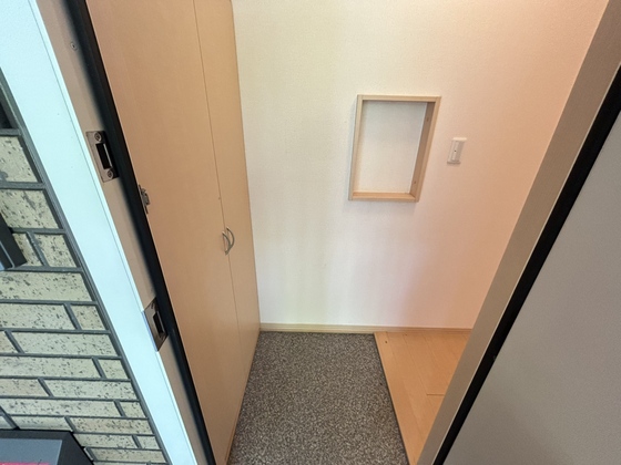 玄関　※別部屋の写真です