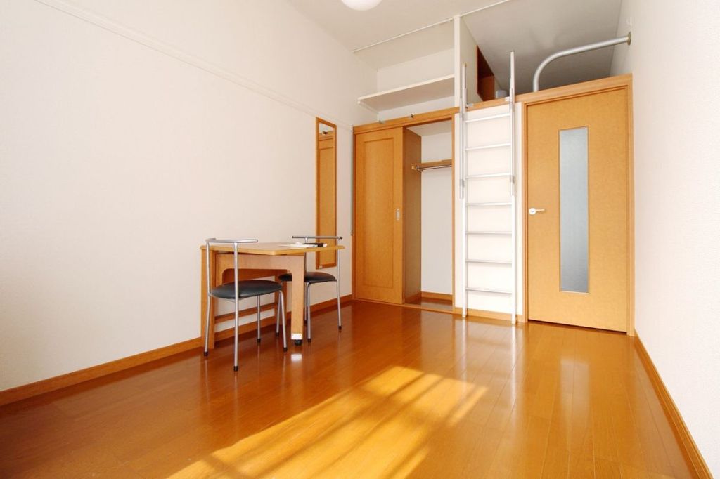 居室・リビング　収納