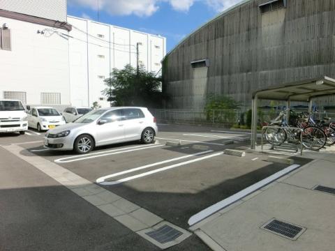 ヴォワラクテサウス　その他共有部分　駐車場