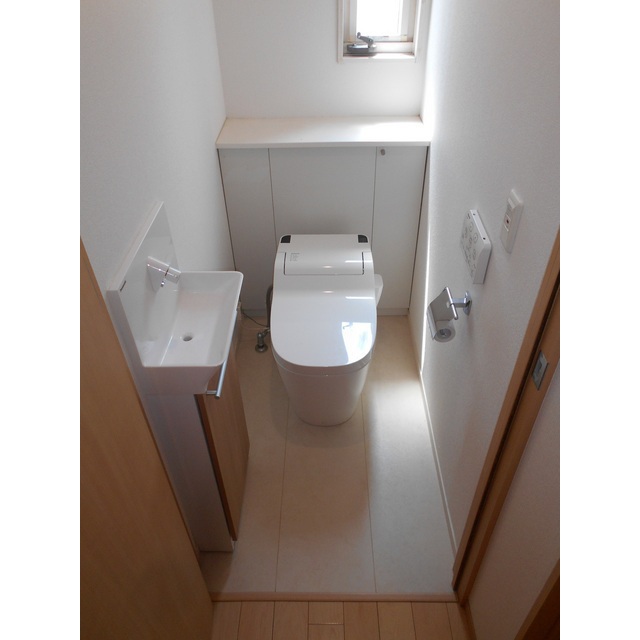 トイレ　トイレ