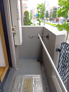 バルコニー　バルコニー　南向き