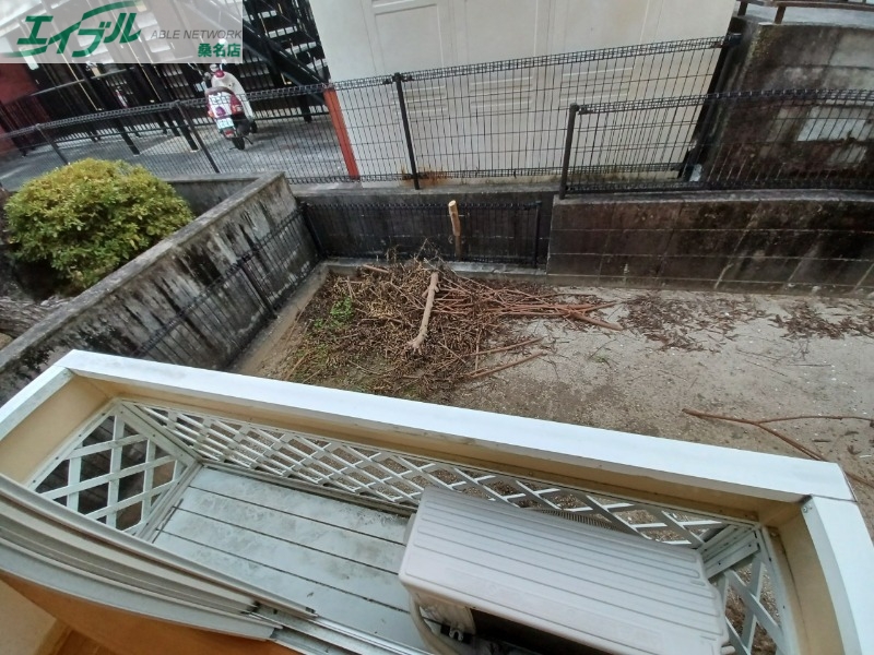 バルコニー　バルコニー