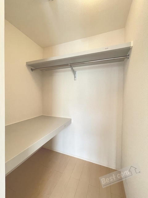 収納　ウォークインクローゼット♪