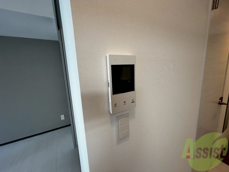 セキュリティ　ＴＶモニター付インターホンです。来客者の顔が見えるので安心！