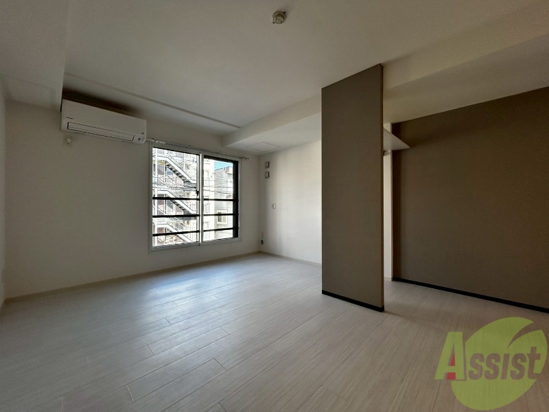 居室・リビング　広くてキレイなお部屋が広がっていて、充実した生活が送れそう。