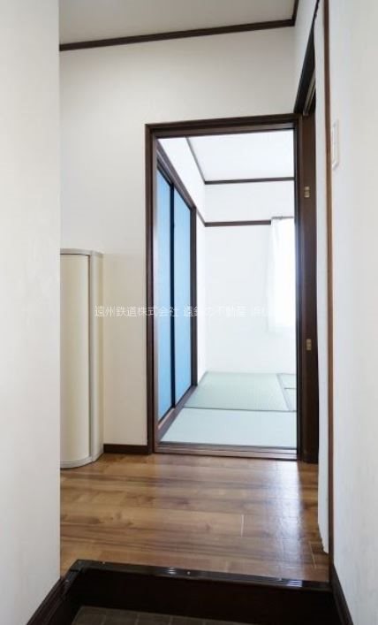 玄関　※他部屋参照