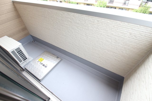 バルコニー　※別室の参考写真の為、現況優先です。