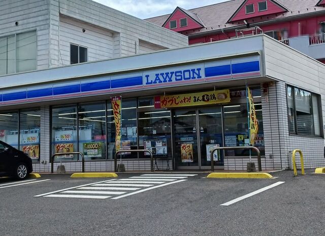 コンビニ　ローソン松江南高校前店（コンビニ）まで450m