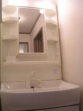 ペニーレーン茨木　洗面設備　洗面化粧台