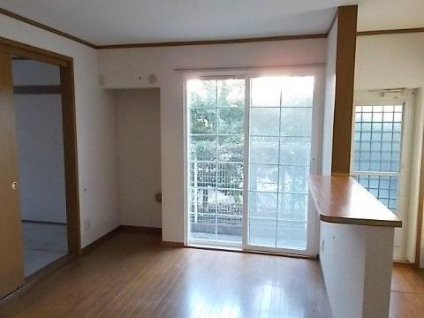 ペニーレーン茨木　居室・リビング　リビング