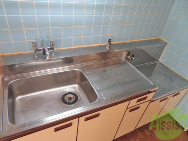 キッチン　広々としたキッチンなのでお料理好きの方にもおすすめ。