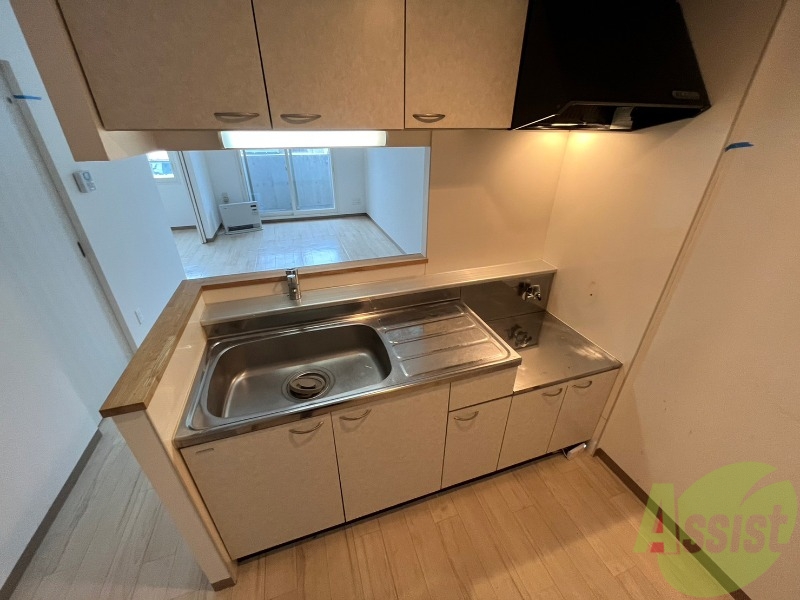 キッチン　リビングが見渡せる対面キッチンになってます。