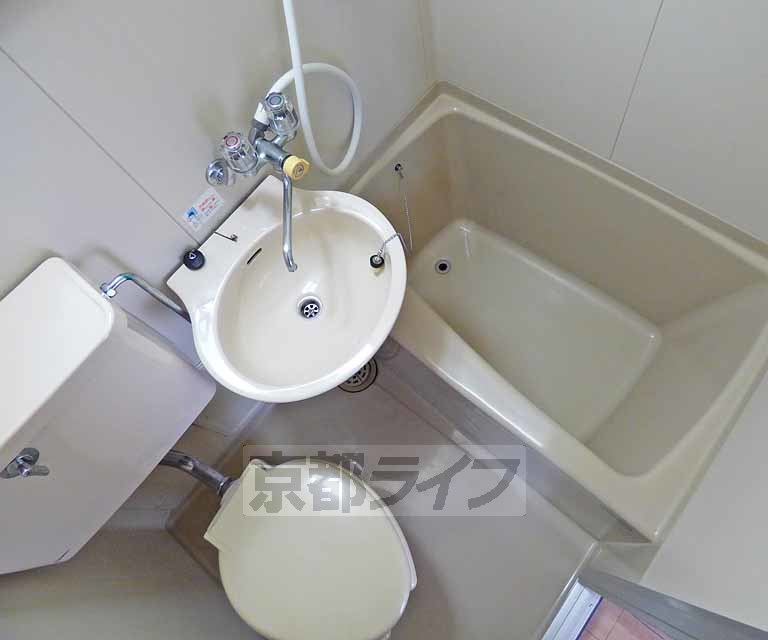 バス・シャワールーム　バスです。