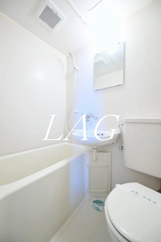 バス・シャワールーム　お風呂です。