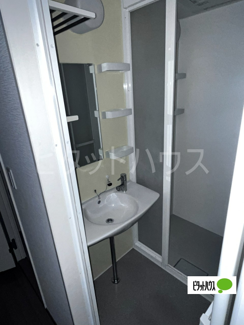 洗面設備　独立洗面台