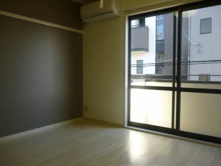 居室・リビング　洋間