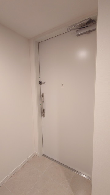 玄関　※写真は同タイプ住戸です。