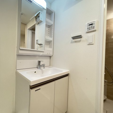 洗面設備　同仕様タイプです