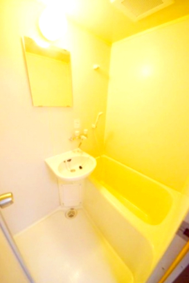 バス・シャワールーム　お風呂です。