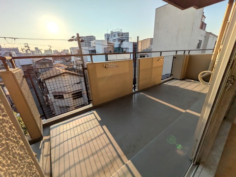 バルコニー　広く使えるバルコニー