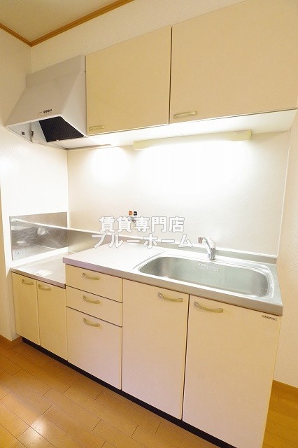 キッチン　収納豊富なキッチン！