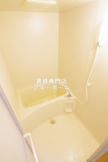 バス・シャワールーム　きれいな浴室！