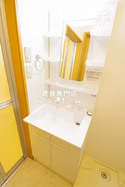 洗面設備　独立洗面台です！