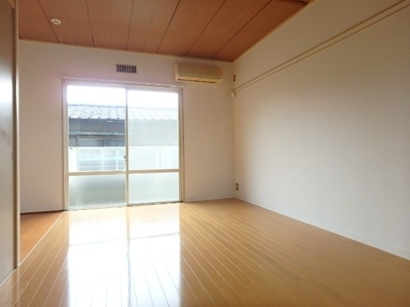 居室・リビング　図面と現状に相違がある場合には現状を優先