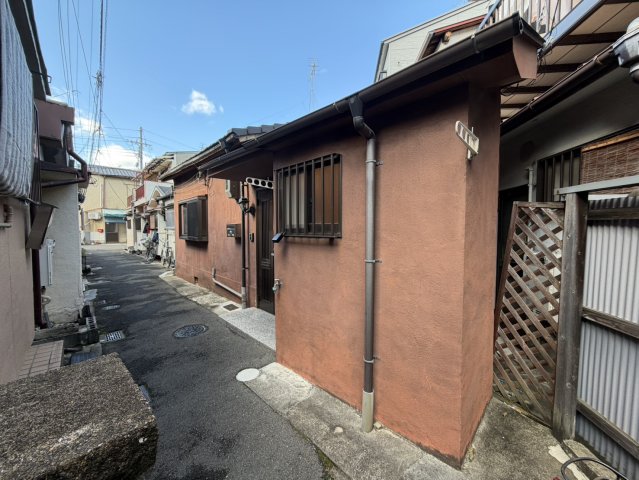 建物外観　外観は落ち着いています