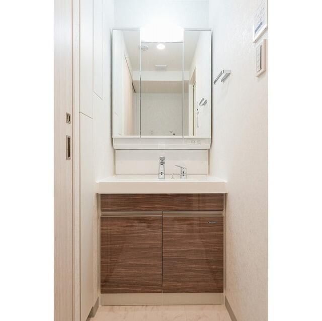 洗面設備　洗面所です