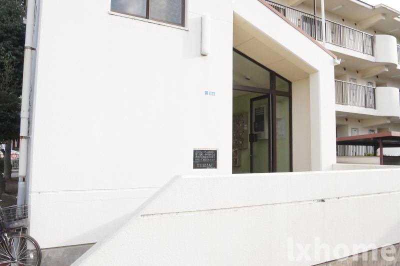 エントランス　建物の内部です