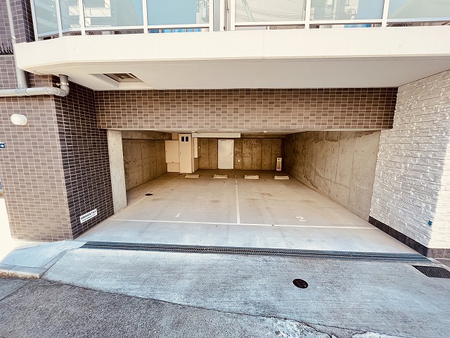 駐車場　駐車場完備です